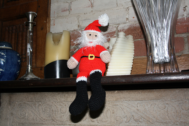 Santa with Dangly Legs