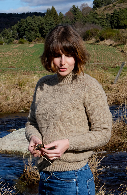 Ravelry: BOB (femme) pattern by Alice Hammer