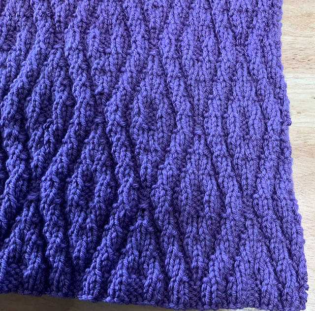Reversible Elongated Diamond Blanket 2