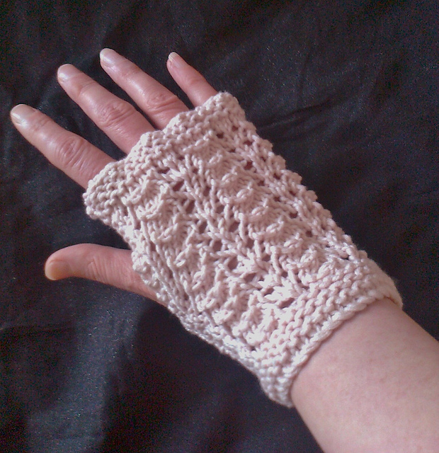 Lazy Knitter's Fingerless Gloves