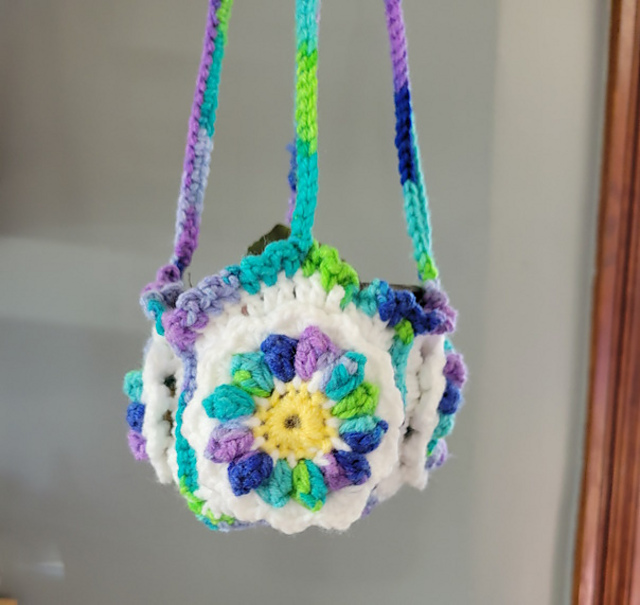 Popcorn Stitch Hanging Planter
