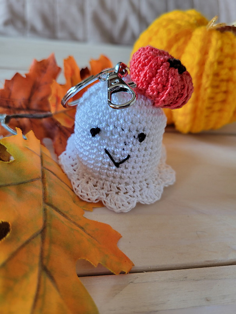 Ghost with Pumpkin Keychain