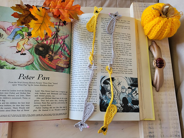 Cat and Mouse Bookmark