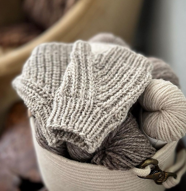 Waystone Mitts