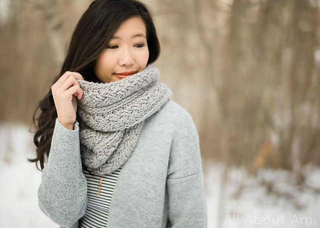 Braided Cabled Cowl