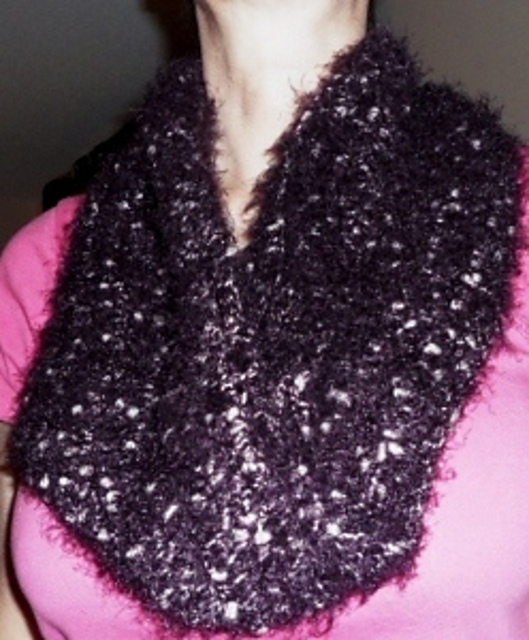 Fuzzy Mobius Scarf