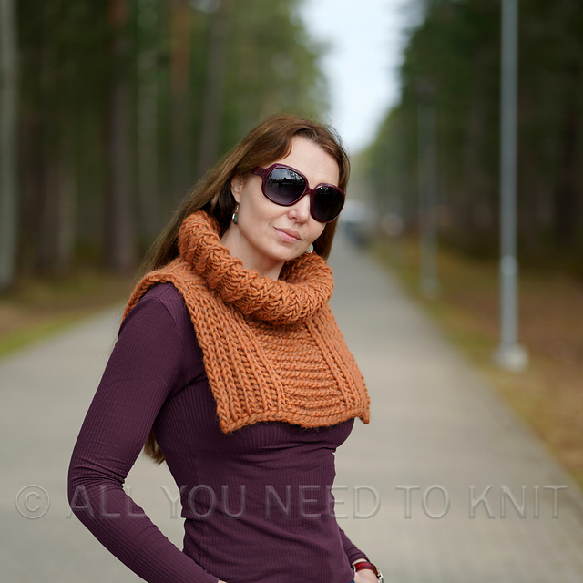 Knitted Neck Warmer "Fox"