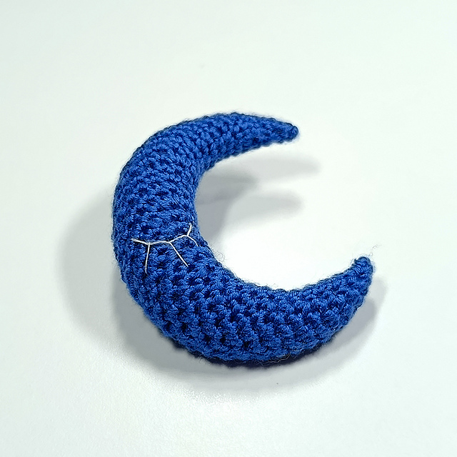 Sleepy Crescent Moon Amigurumi