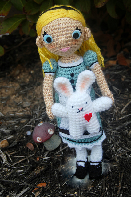 Alice in Wonderland Amigurumi