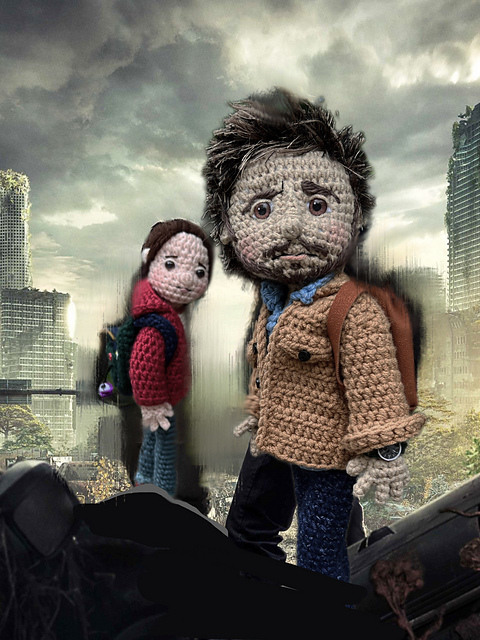 Last Travelers of Dystopian US Dolls