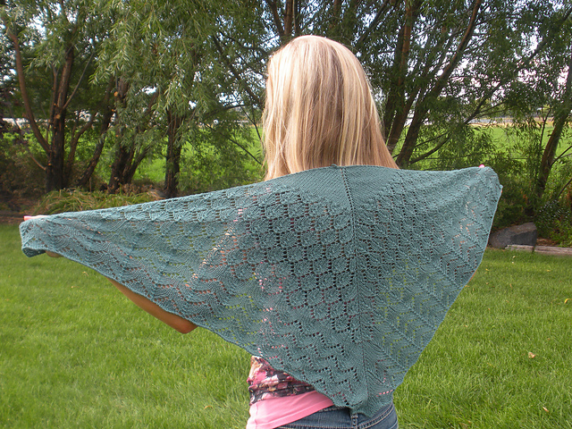 Leaves on the Falls Shawl
