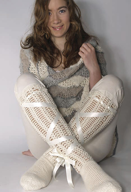 Lace socks and throw
