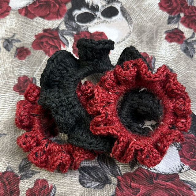 Valloween Scrunchie