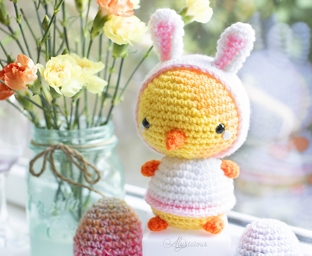 Easter Bunny Chick Chibu Amigurumi