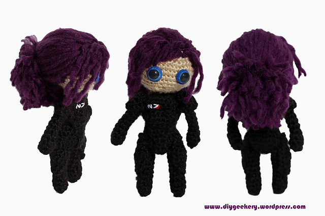 Customizable Commander Shepard Amigurumi