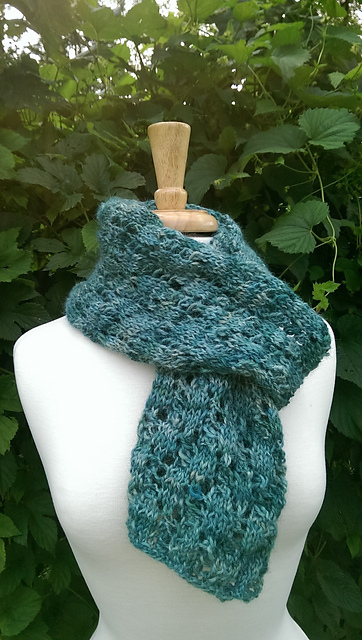 Mossy Lace Scarf