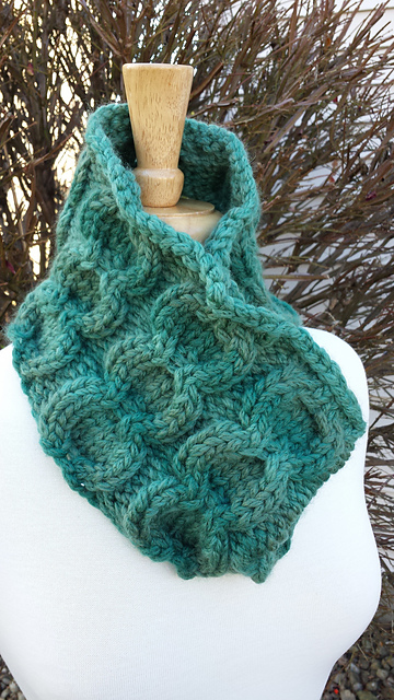 Chunky Bubbles Cowl