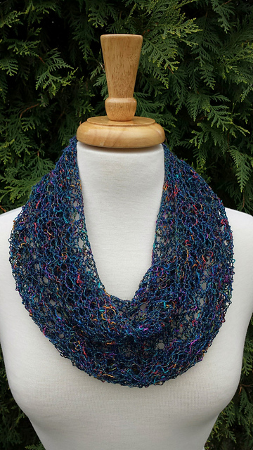 Neptune Lace Cowl