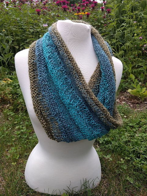 Sweet Pea Cowl