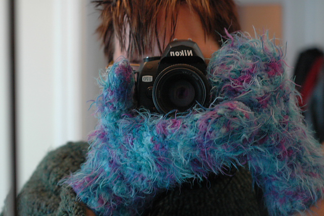 Le Fibre Nobili Geisha Snood, Scarf, and Mittens