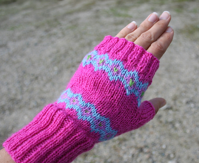 Sunburst Fingerless Mitts