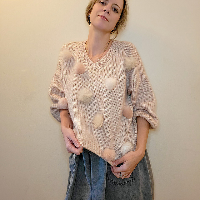 Pompom Pullover