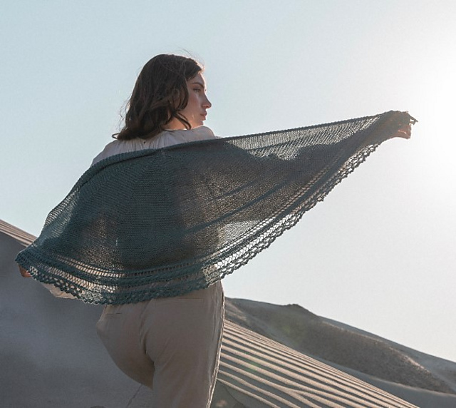 Gema Shawl
