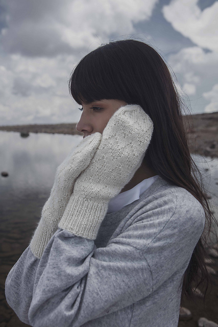 Nieves Mittens