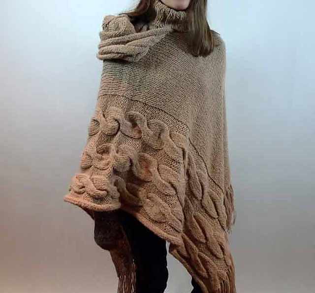 Americo Cable Poncho