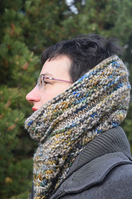 Hazel Cowl
