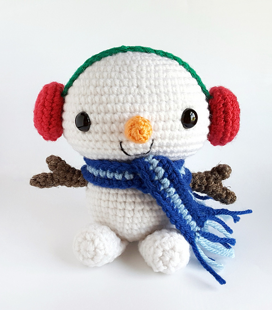 Snuggle Snowman