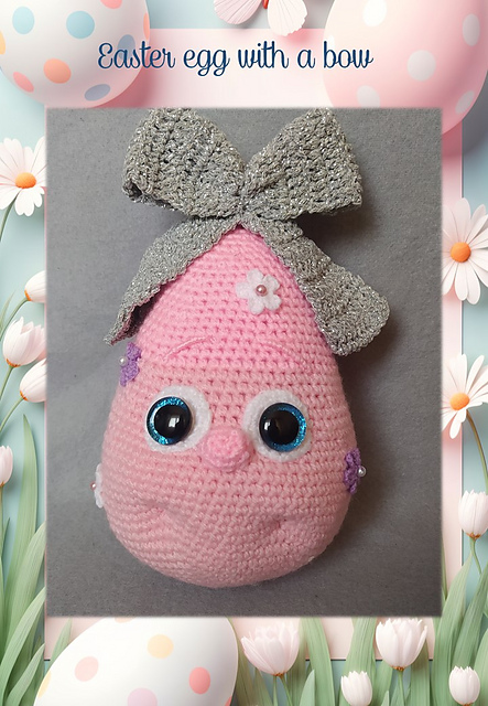 Easter egg with a bow