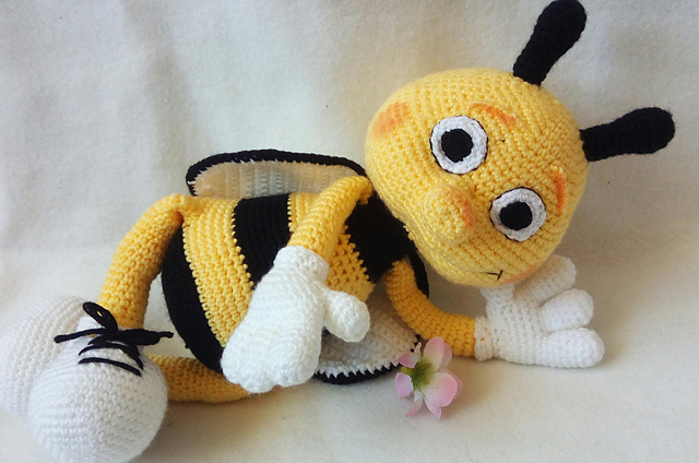 Stripe the bee