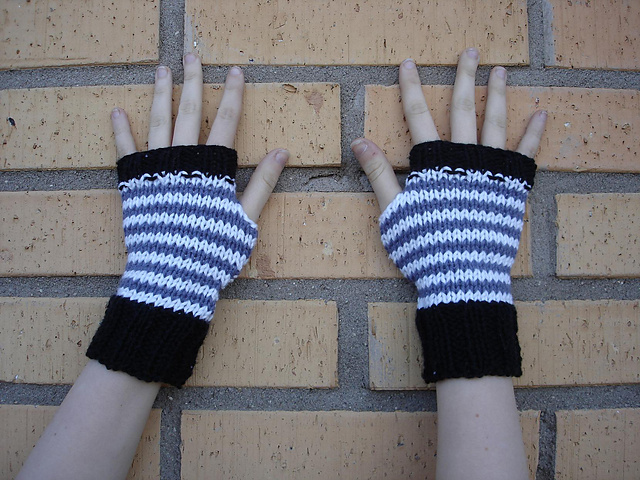 Fingerless Mittens