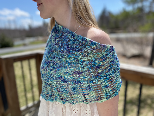 Trellis Mini Shawl
