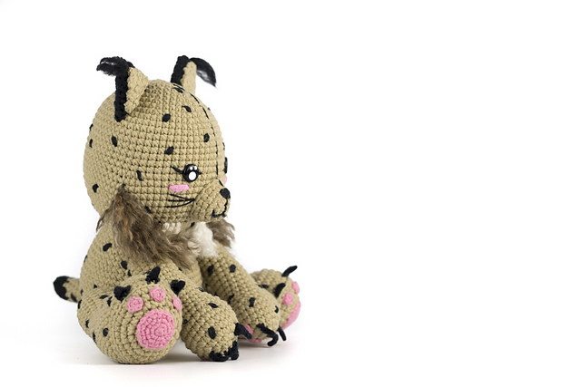 Lincy the Lynx amigurumi