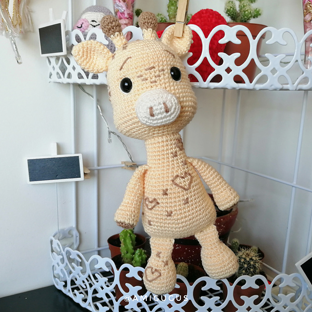 Angie - Girafa - Giraffe