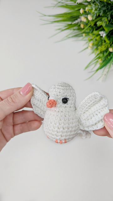 Dove Amigurumi