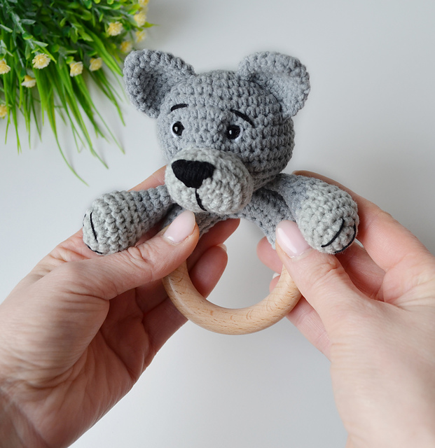 Wolf baby rattle