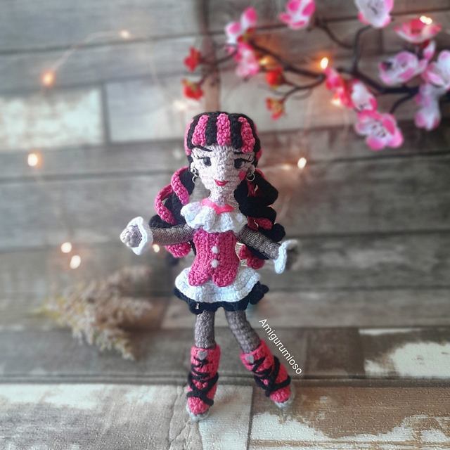 Draculaura amigurumi