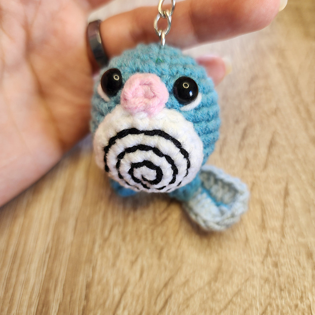 Pokemon Poliwag Keychain