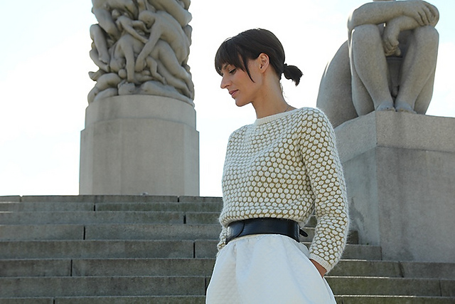 Bubbly crop sweater / Kort boblegenser