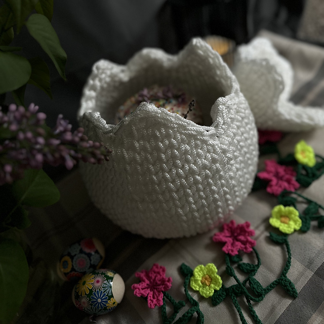 Egg basket