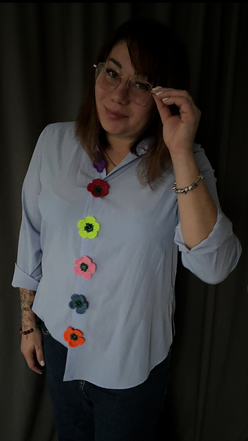 Flower button