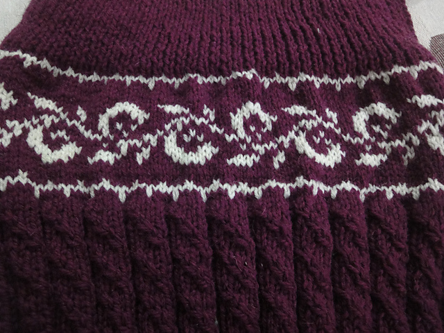 Twist and Strand Legwarmer