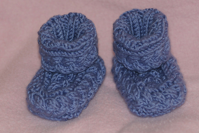 Cable Cuffed Booties