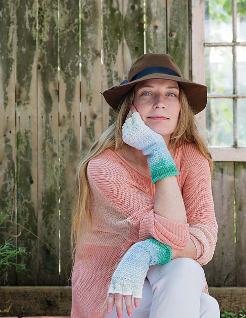 Fade Fingerless Gloves