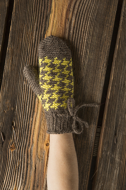 Houndstooth Hands