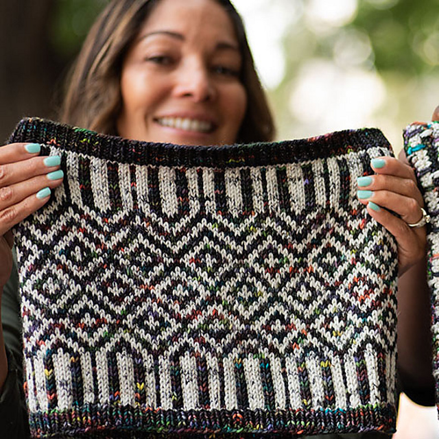 Reno Casino Cowl (knit)