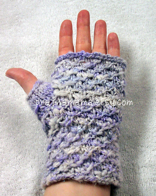 Star Struck Wristwarmers